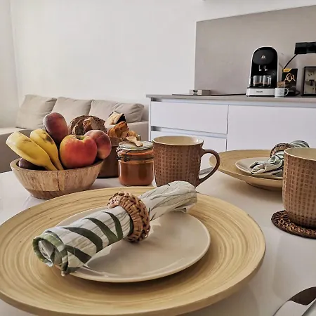 Mares De Lava - פלאיה בלנקה